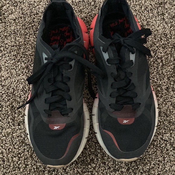 Woman’s Reebok Athletic Shoes - Picture 2 of 8